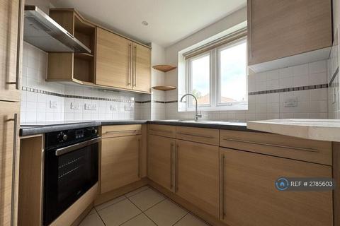undefined, Penlee Close, Edenbridge, TN8