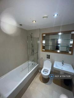 2 bedroom flat to rent, The Chandlers, Leeds, LS2