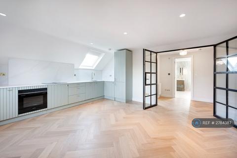 3 bedroom flat to rent, Ribblesdale Road, London, N8