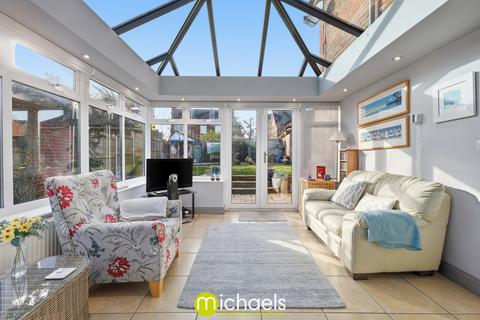 4 bedroom detached house for sale, Heron Close, Stanway, Colchester, CO3