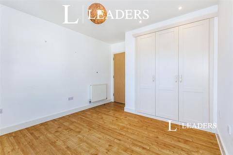 2 bedroom flat to rent, Lindsay Court, Govett Avenue, TW17