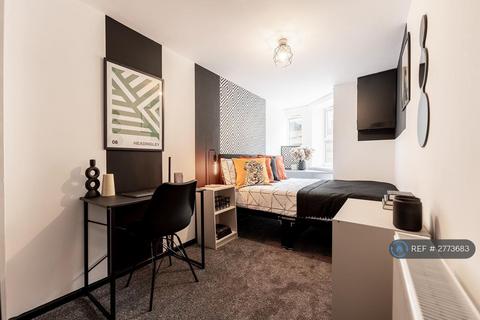 undefined, Headingley Avenue, Leeds, LS6