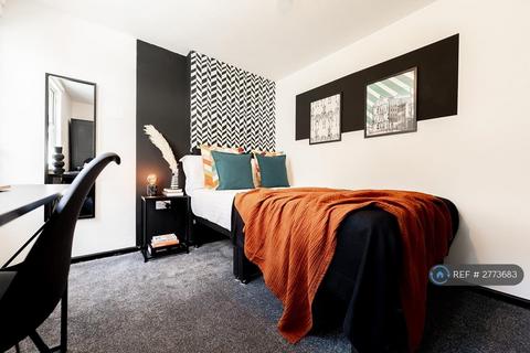 undefined, Headingley Avenue, Leeds, LS6