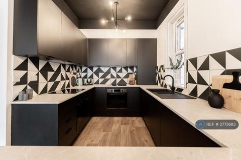 undefined, Headingley Avenue, Leeds, LS6