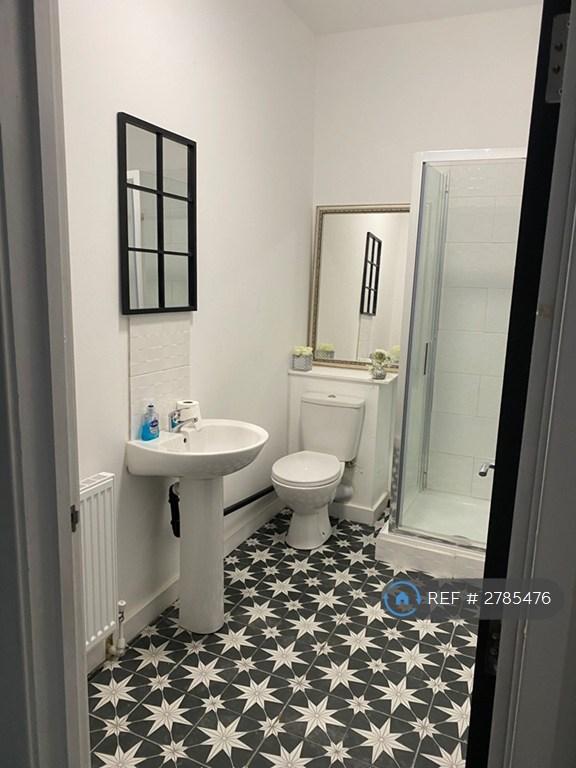 G/f Bathroom With Shower