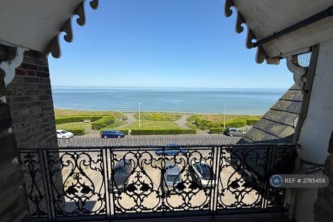 1 bedroom flat to rent, Sea Road, Westgate-On-Sea, CT8