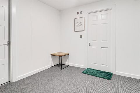 3 bedroom apartment to rent, Stanley Street, Southport PR9