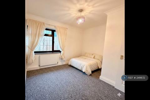 undefined, The Mead, Laindon, Basildon, SS15