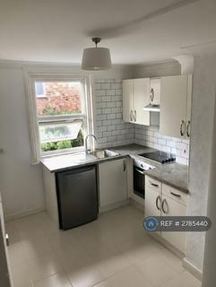 1 bedroom flat to rent, Holdenhurst Road, Bournemouth, BH8