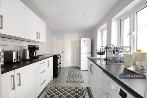 undefined, London, London, E15