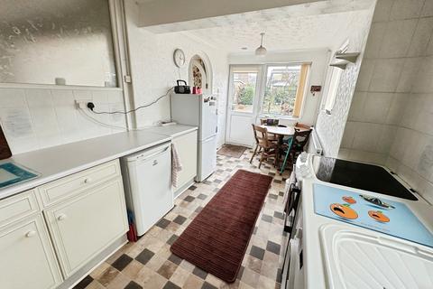 2 bedroom bungalow for sale, Hurst Drive, Stretton, Burton-on-Trent, DE13
