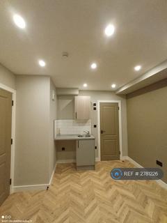 Studio to rent, Valentine Road, Harrow, HA2