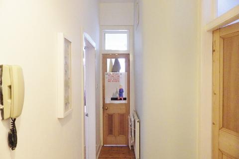 1 bedroom flat to rent, Lochrin Place EH3