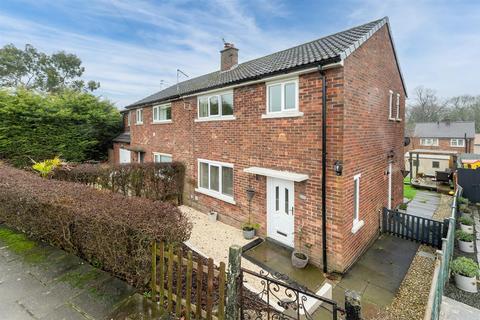 Blake Crescent, Guiseley LS20