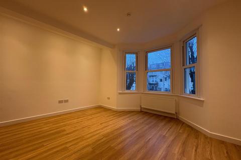1 bedroom flat to rent, Seafield Road, Hove