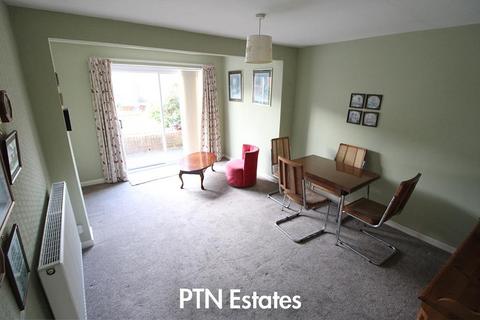 2 bedroom semi-detached bungalow for sale, Conway Close, Kingswinford