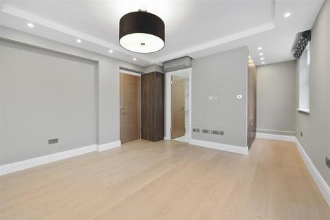 undefined, Boydell Court, St Johns Wood Park, NW8