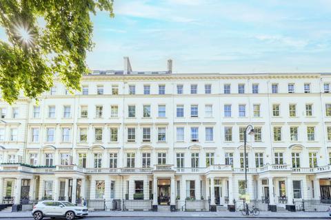 3 bedroom flat to rent, Stanhope Gardens, South Kensington, London, SW7