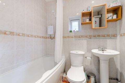 3 bedroom flat for sale, Gipsy Hill, Gipsy Hill, London, SE19