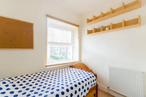 3 bedroom flat for sale, Gipsy Hill, Gipsy Hill, London, SE19