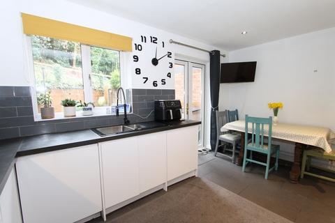 undefined, Round Hill Wharf, Kidderminster, DY11