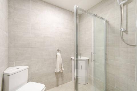 1 bedroom flat for sale, Garratt Lane, Tooting Broadway, London, SW17