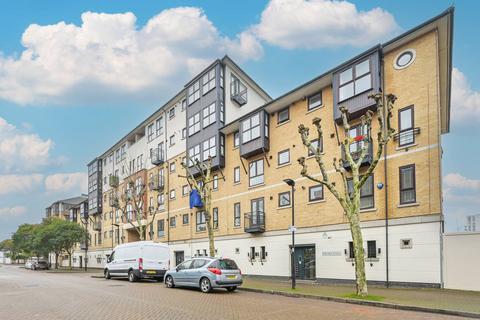2 bedroom flat to rent, Wesley Avenue, Royal Docks, London, E16