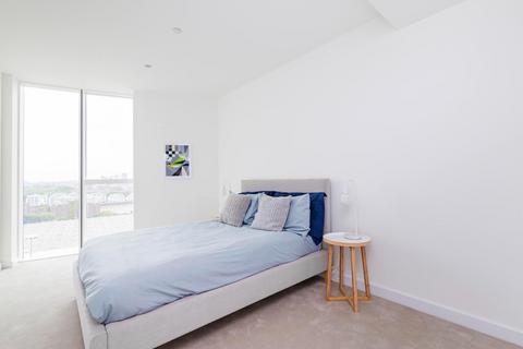 1 bedroom apartment for sale, Sky Gardens, 155 Wandsworth Road, Vauxhall, London, SW8