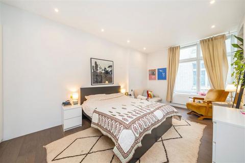 undefined, Torrington Place, London WC1E