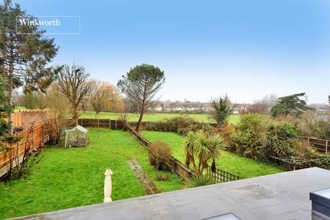St. Clair Drive, Worcester Park, KT4