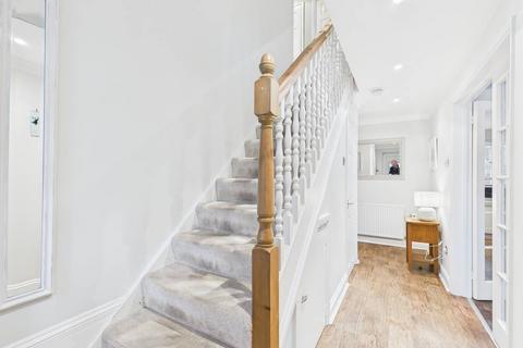 6 bedroom detached house for sale, Hayward Close, Walkington, HU17 8YB