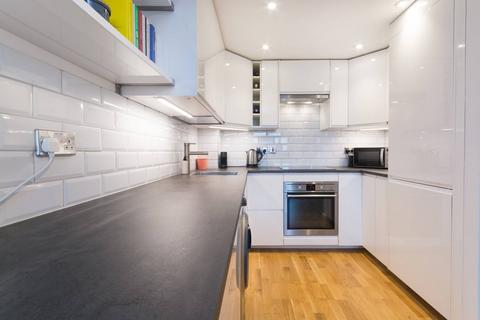 undefined, Singapore Road, West Ealing, London, W13