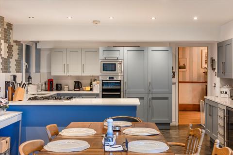 undefined, Remenham Hill, Remenham, Henley-on-Thames, Berkshire, RG9