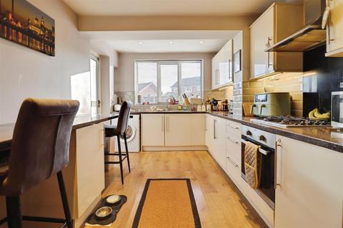 3 bedroom semi-detached house for sale, Cardington Close