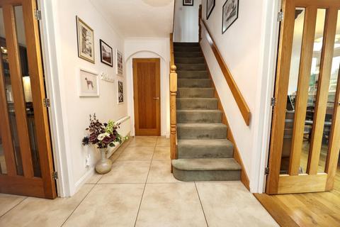 undefined, Kenyon Close, Stratford St. Mary, CO7 6