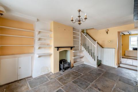 4 bedroom end of terrace house for sale, Twyn Square, Usk