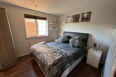 3 bedroom detached house to rent, Walker Manor Court, Lutterworth LE17