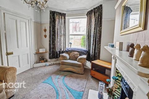 3 bedroom terraced house for sale, Gibbs Road, Newport