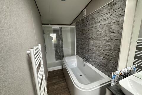 undefined, Luxury Holiday Villa Chichester Lakeside Holiday Park, Chichester PO20