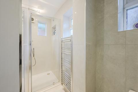 1 bedroom apartment for sale, Russell Road, London SW19