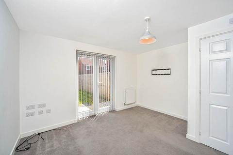 undefined, Bounty Drive, Hull HU7