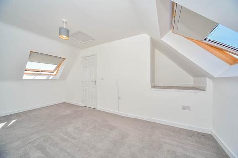 undefined, Bounty Drive, Hull HU7