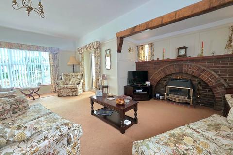 4 bedroom detached house for sale, Livermead, Torquay