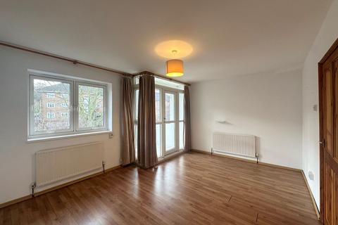 undefined, London SE2