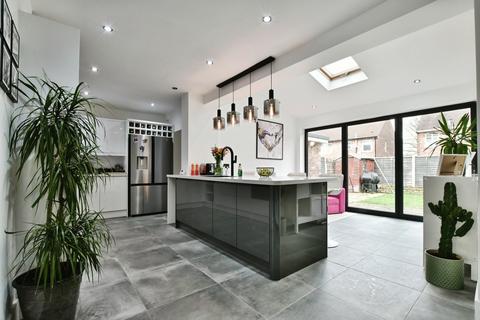 3 bedroom terraced house for sale, Bardon Road, Greater Manchester M23