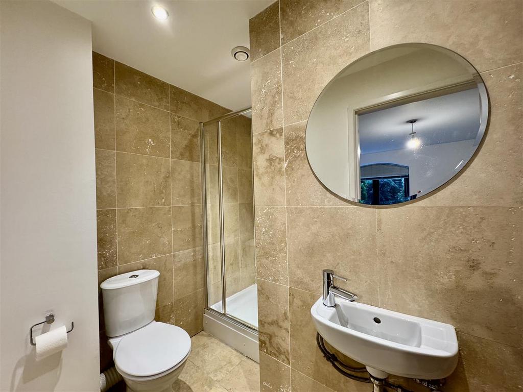 En suite shower room