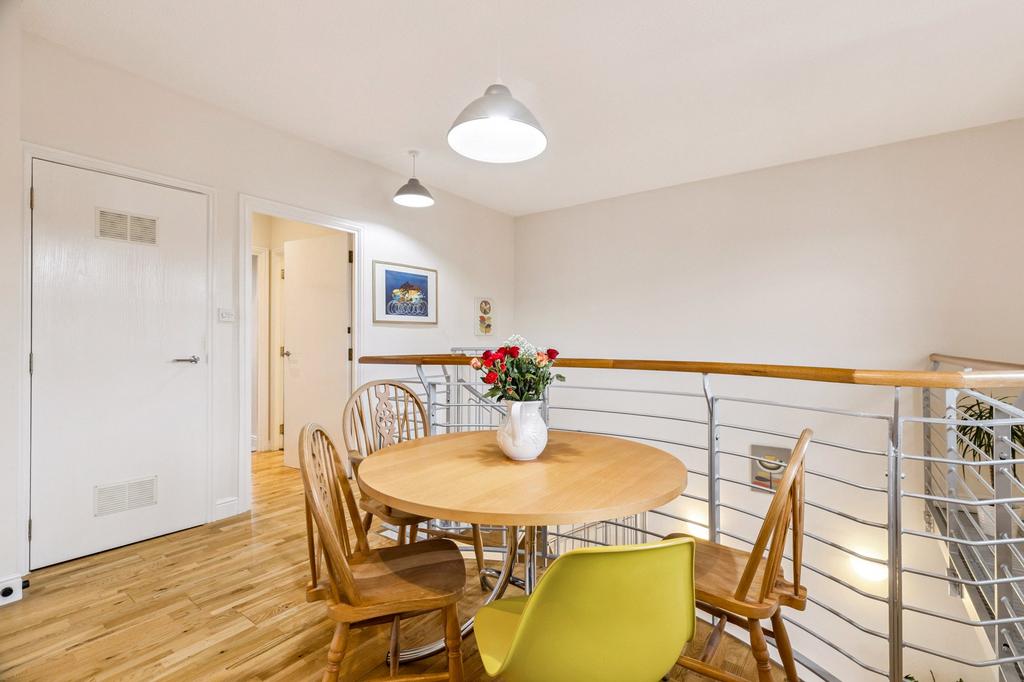 Kitchen/Dining