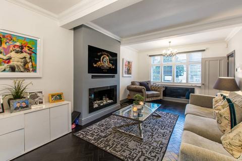 undefined, College Gardens E4, Chingford, London, E4