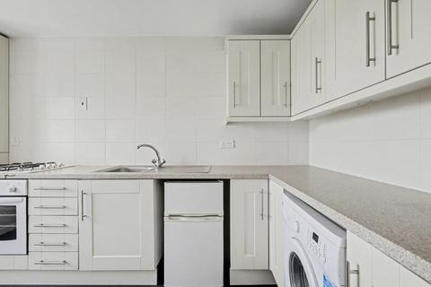 1 bedroom flat for sale, Burncroft Avenue, Enfield