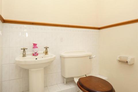 4 bedroom detached house for sale, Greenhill Place, Huyton, Liverpool